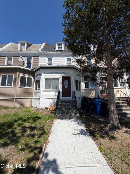 2 Manning Sq, Albany, NY, 12206-1928 | Card Image