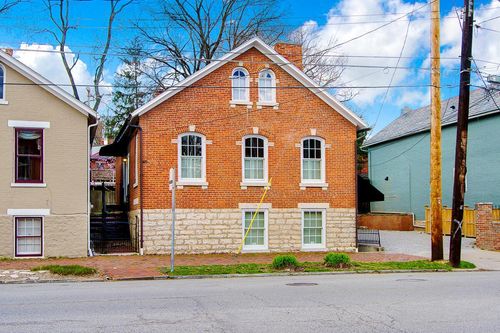 c-647 S 3rd St, Columbus, OH, 43206-1064 | Card Image