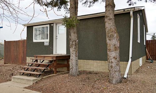 5209 50 Avenue, Vermilion, AB, T9X1T9 | Card Image