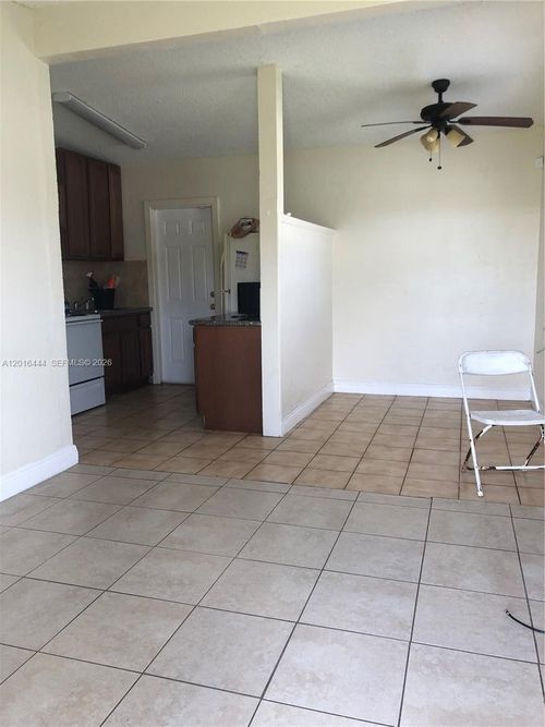640 Sw 7th St, Homestead, FL, 33030-6933 | Card Image