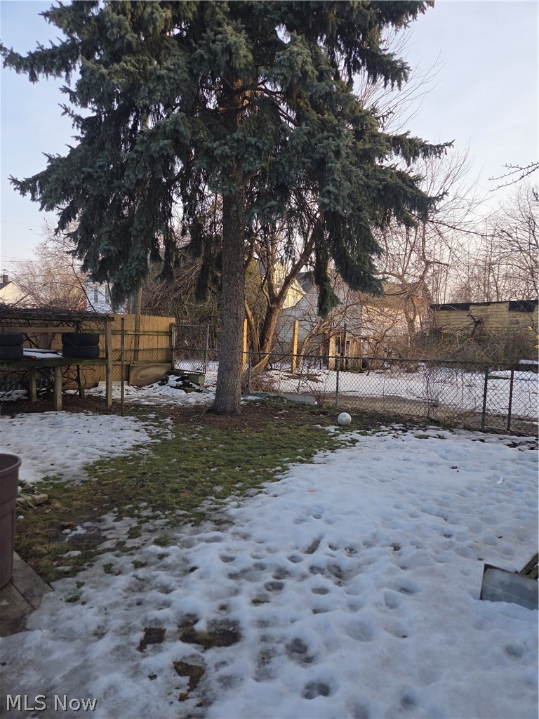 Residential Lease in Cleveland 4