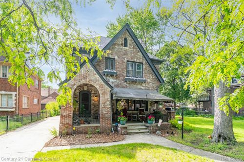 18655 Parkside Street, Detroit, MI, 48221 | Card Image