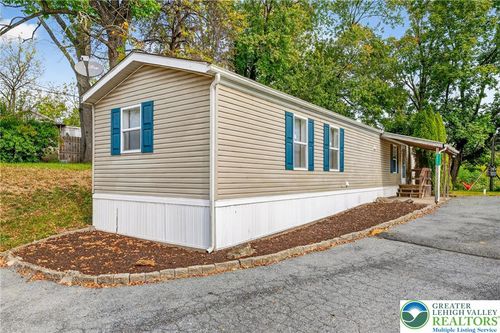3077 Gayle Ln, Coplay, PA, 18037-2244 | Card Image
