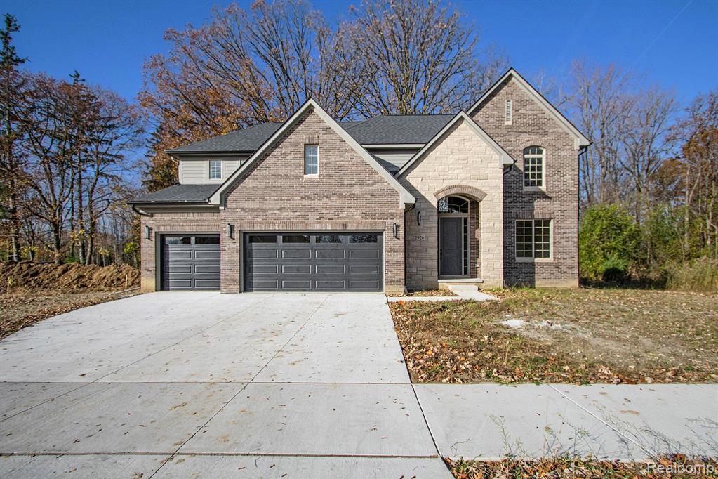 2926 Basil, For Sale in Rochester Hills Zoocasa