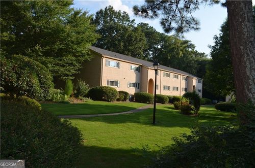 6-3208 Henderson Mill Rd, Atlanta, GA, 30341-6038 | Card Image