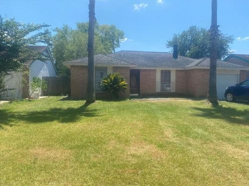 10751 Corona Ln, Houston, TX, 77072-3705 | Card Image