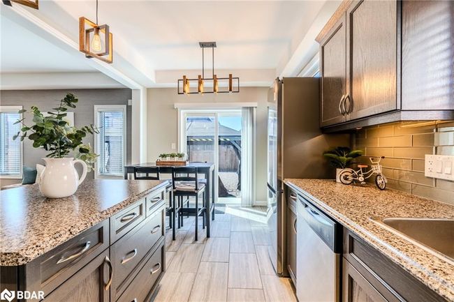 7787 Hanniwell St, House other with 3 bedrooms, 3 bathrooms and 8 parking in Niagara Falls ON | Image 20