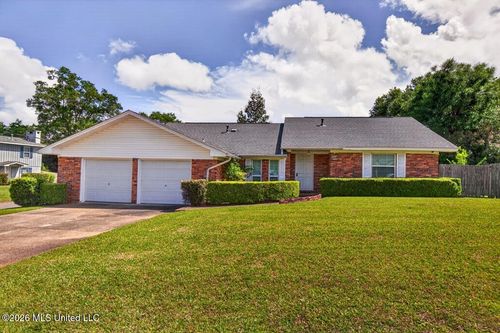 15207 Government Street, Gulfport, MS, 39503 | Card Image