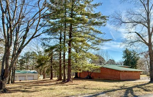 1116 Garst St, Cabool, MO, 65689-9154 | Card Image