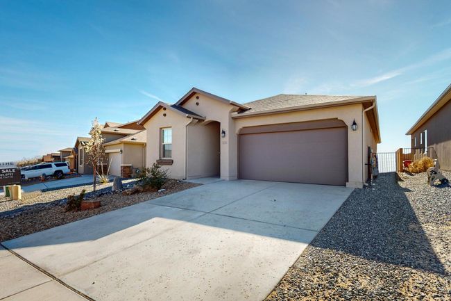 500 Michael Avenue Sw, House other with 4 bedrooms, 2 bathrooms and null parking in Los Lunas NM | Image 2