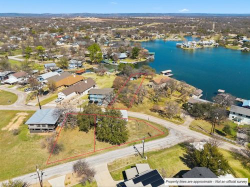 625 Deep Cove Dr, Granite Shoals, TX, 78654-2601 | Card Image