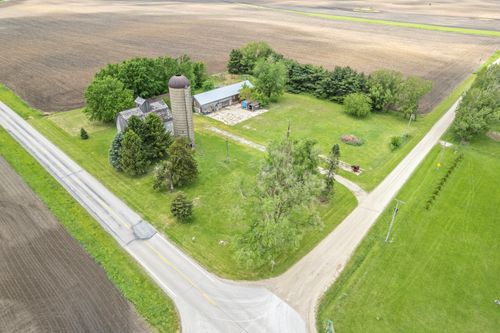 11986 Pine Rd, Somonauk, IL, 60552-3075 | Card Image