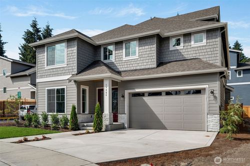17254 NE Ne 113th Ct, Redmond, WA, 98052-2726 | Card Image
