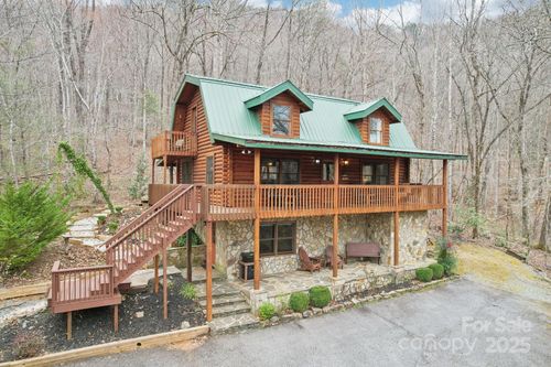 217 Chalet Rd, Lake Lure, NC, 28746-9144 | Card Image