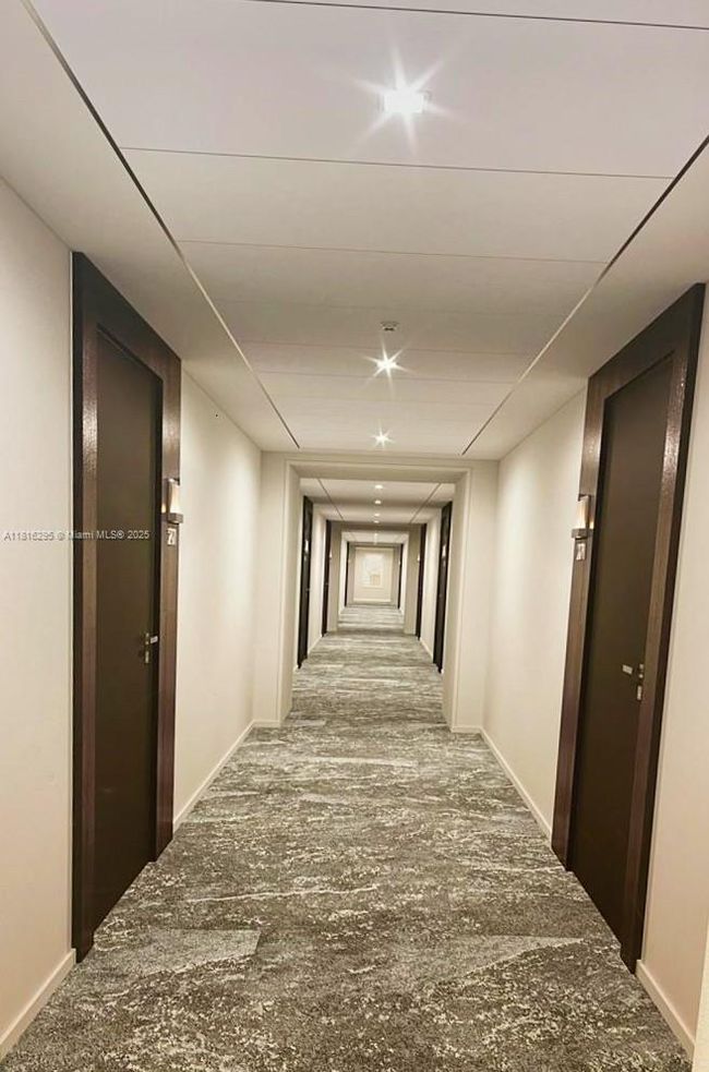 APT-510 - 19380 Collins Ave, Condo with 1 bedrooms, 2 bathrooms and null parking in Sunny Isles Beach FL | Image 26