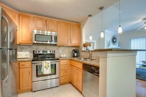 5105-2201 Wolf Street, Dallas, TX, 75201 | Card Image