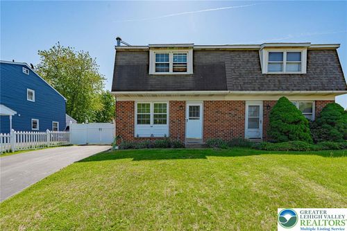 130 Ellen Way, Lower Salford, PA, 19438-1741 | Card Image
