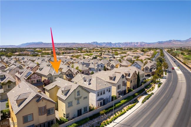 9236 Worsley Park Pl, House other with 3 bedrooms, 3 bathrooms and null parking in Las Vegas NV | Image 38