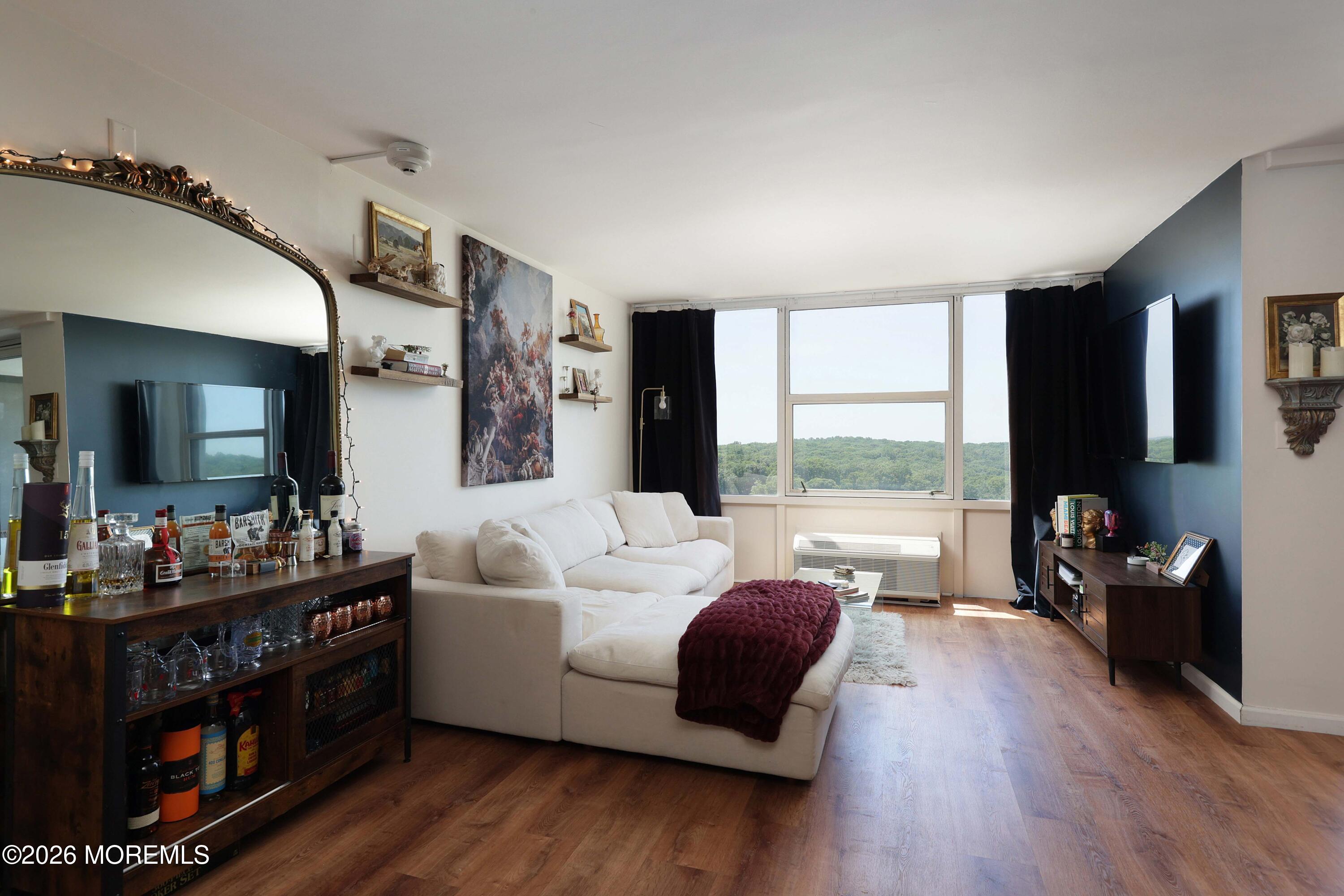 Residential Lease in Highlands 3