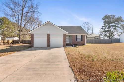 166 Oakview Dr, Raeford, NC, 28376-6572 | Card Image