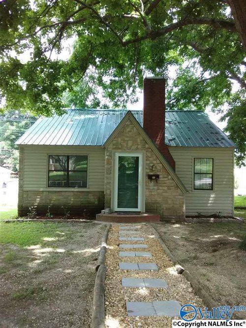 1103 Alabama Ave Nw, Fort Payne, AL, 35967-3029 | Card Image