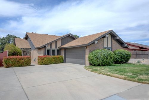 5625 Knight Rd Ne, Albuquerque, NM, 87109-3126 | Card Image