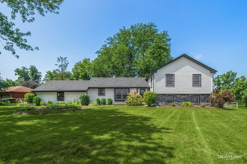 1S040 Donny Hill Rd, Elburn, IL, 60119-7708 | Card Image