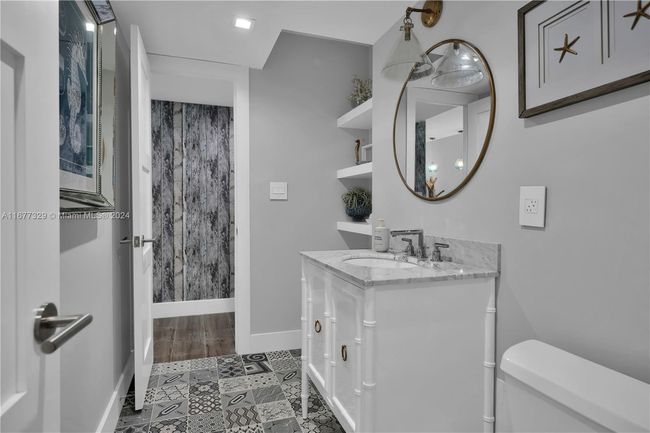 APT-3E - 5555 Collins Ave, Condo with 1 bedrooms, 2 bathrooms and null parking in Miami Beach FL | Image 7
