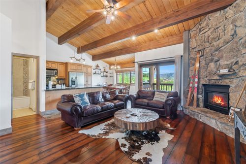 226-2305 Apres Ski Way, Steamboat Springs, CO, 80487-9007 | Card Image