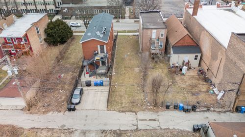 3011 Arthington St, Chicago, IL, 60612-3902 | Card Image