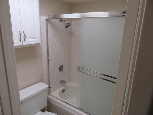 APT-272 - 2426 Larkspur Ln, Condo with 1 bedrooms, 1 bathrooms and null parking in Sacramento CA | Image 12