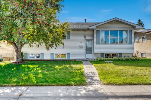 23 Brazeau Crescent Sw, Calgary, AB, T2W0Z2 | Card Image