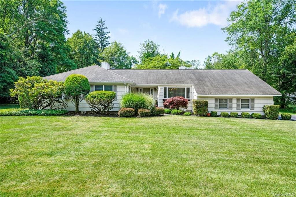 Campbell Ave, Airmont, NY 10901