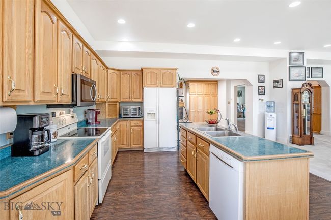 kitchen featuring island | Image 6