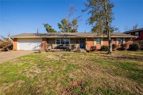 1305 W Birch Dr, Rogers, AR, 72758-5017 | Card Image