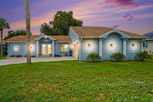 12001 Sw Kingsway Cir, LAKE SUZY, FL, 34269-6741 | Card Image