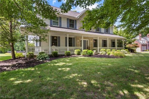 38799 Arbor Ct, Grafton, OH, 44044-1060 | Card Image