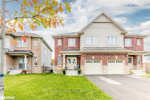 214 Isabella Dr, Orillia, ON, L3V8K7 | Card Image