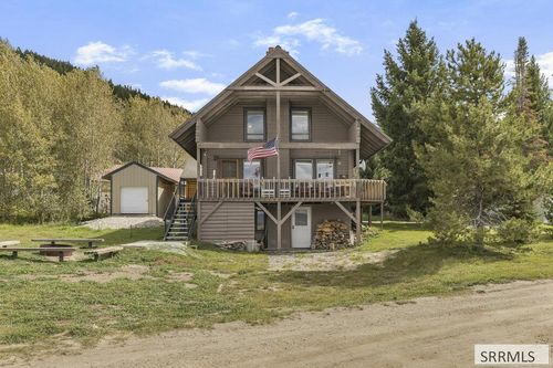 5172 Valley Dr, Island Park, ID, 83429-5163 | Card Image