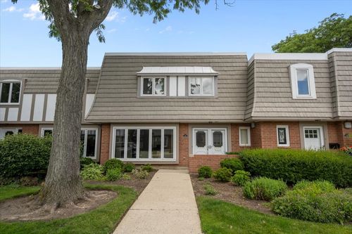 713 Orleans Dr, Highland Park, IL, 60035-3937 | Card Image