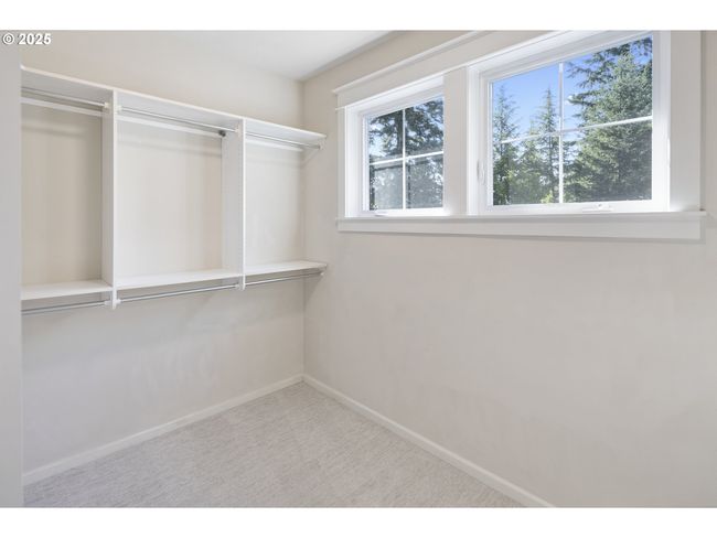 23073 Bland Cir, House other with 5 bedrooms, 3 bathrooms and 3 parking in West Linn OR | Image 23