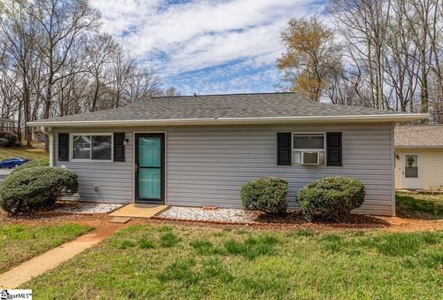 34 Kimbell Ct, Greenville, SC, 29617-8022 | Card Image