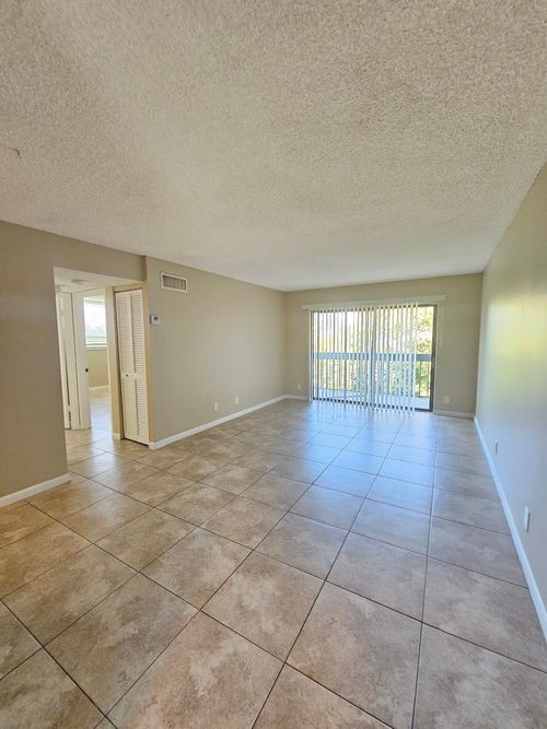 405-1750 N Congress Ave, West Palm Beach, FL, 33401-1614 | Card Image