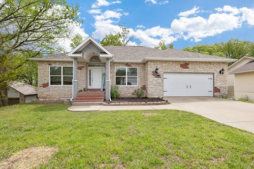 150 Alysse Ln, Hollister, MO, 65672-6114 | Card Image