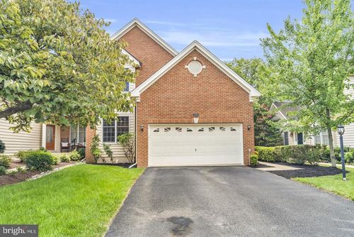42985 Pascale Ter, ASHBURN, VA, 20148-7319 | Card Image