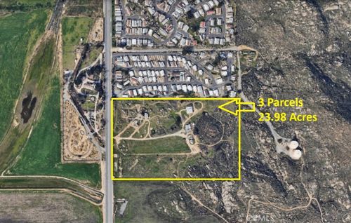 1890 S State St, Hemet, CA, 92543-7981 | Card Image