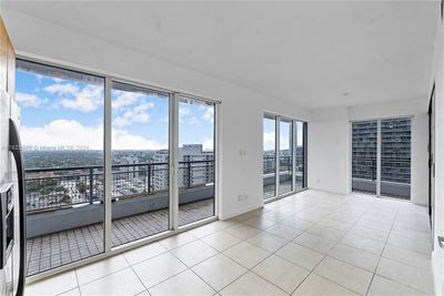 1921 - 60 Sw 13th St, Condo with 1 bedrooms, 1 bathrooms and null parking in Miami FL | Image 1