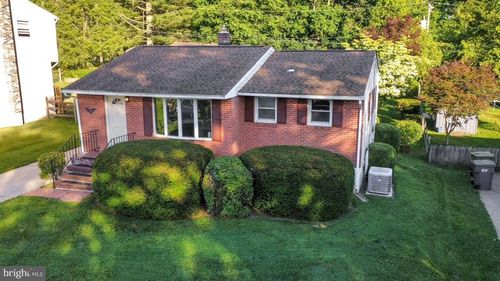 7 Greenridge Rd, NEWARK, DE, 19711-6704 | Card Image