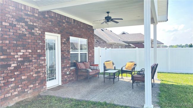Covered Back Patio | Image 35
