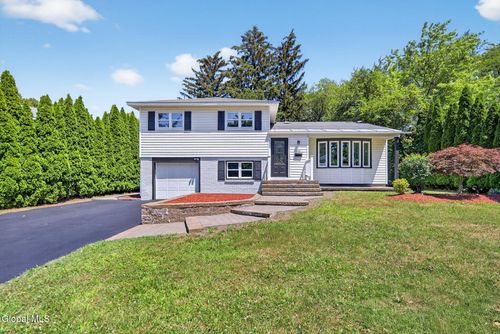 2290 Van Rensselaer Dr, Niskayuna, NY, 12309-3920 | Card Image